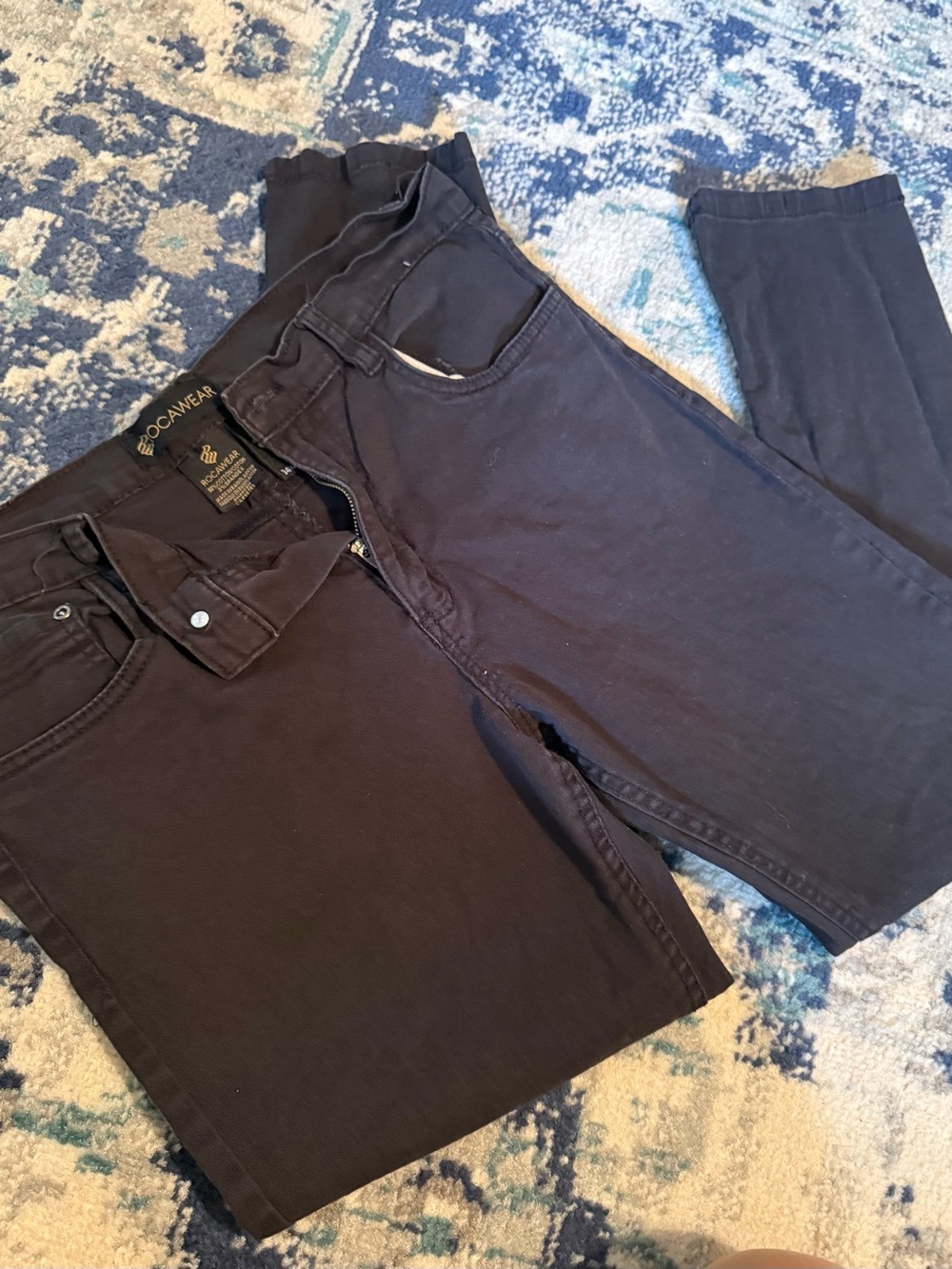 Men’s Black Rocawear Jeans size 34 x 30 - stretch